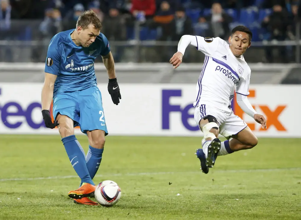 אדי נחאר אנדרלכט מול ארטם דזיובה זניט סנט פטרסבורג