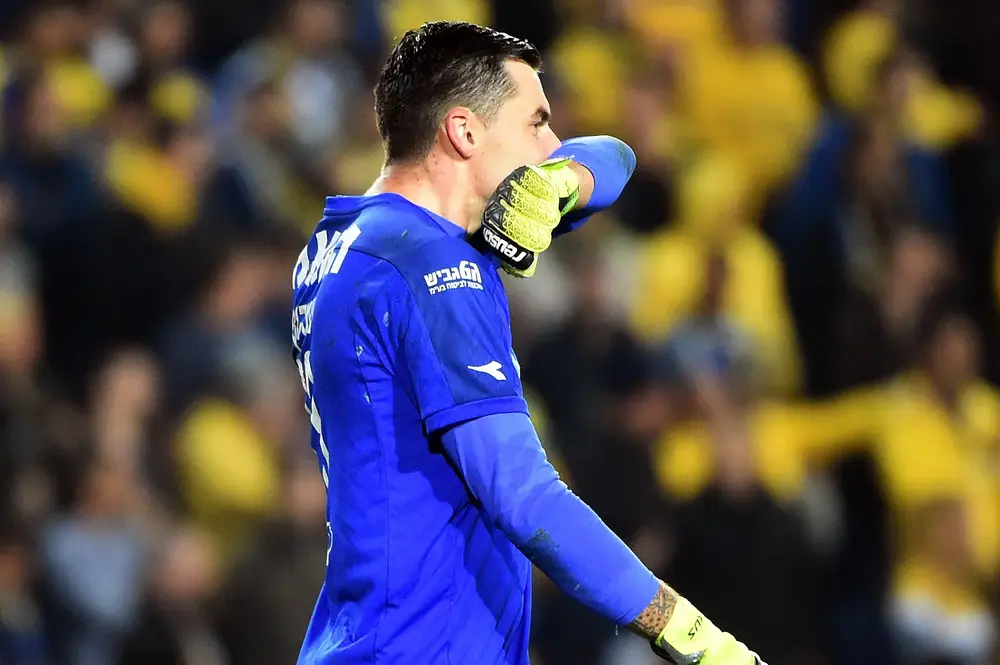 ארנסטס שטקוס שוער הפועל חיפה