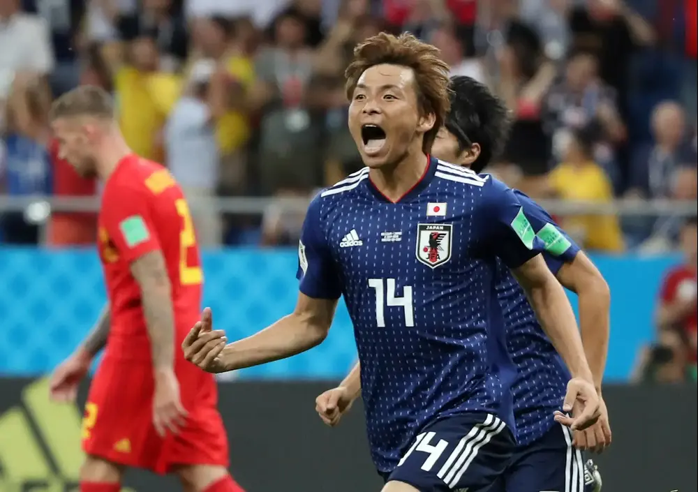 טקאשי אינוי שחקן נבחרת יפן חוגג