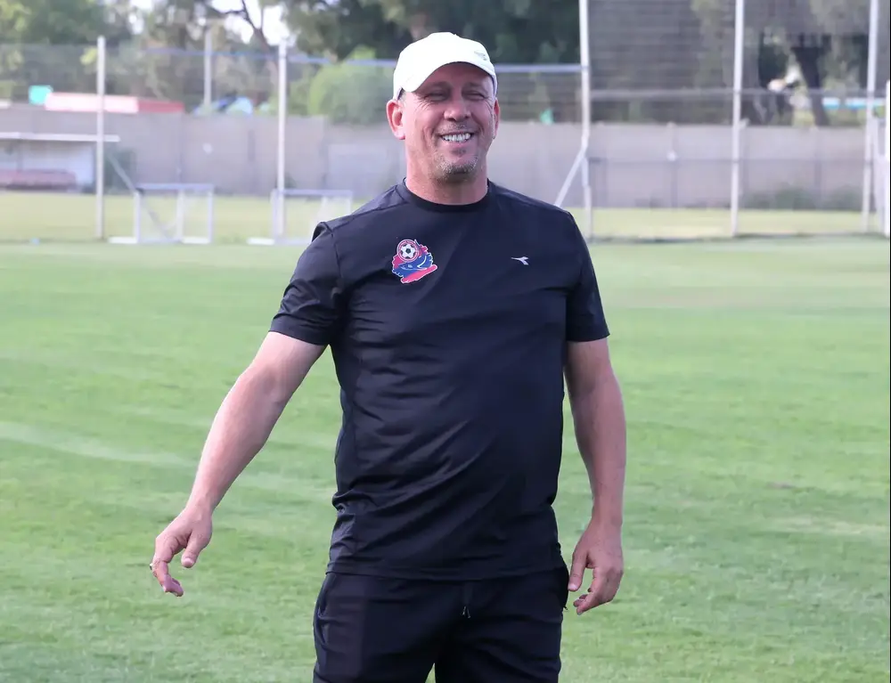 ניר קלינגר מאמן הפועל חיפה