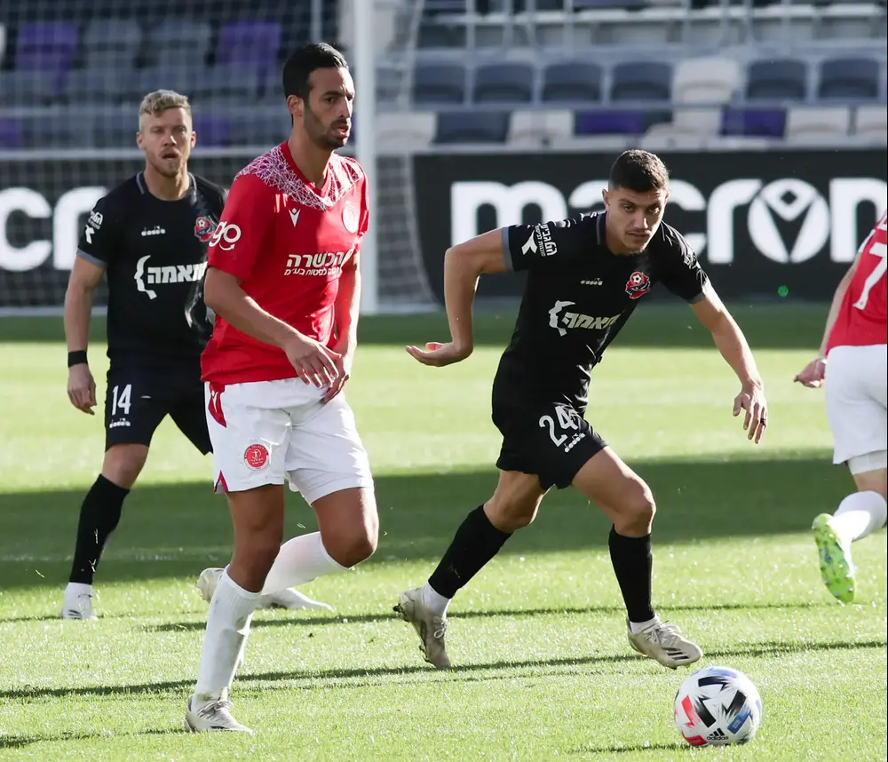 שחקן הפועל תל אביב, דן איינבינדר