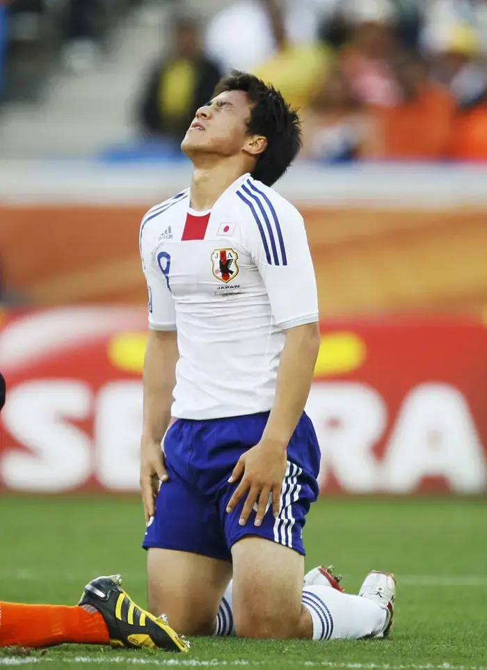 שינג'י אוקזאקי חלוץ נבחרת יפן