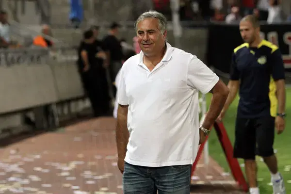 מאמן מכבי תל אביב יוסי מזרחי