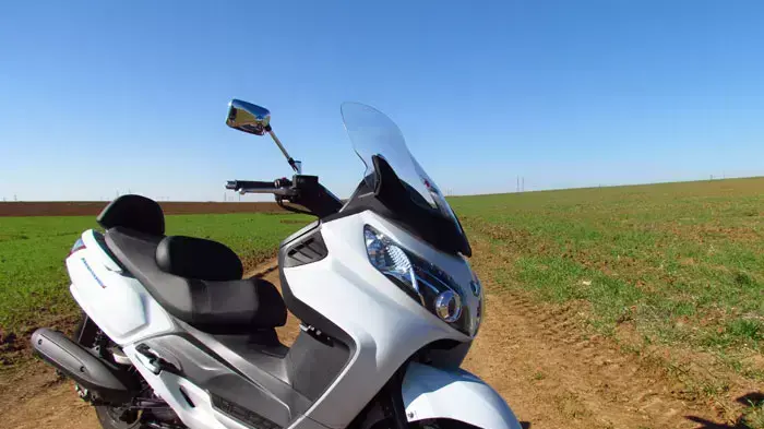 860 כלי דו גלגלי נמסרו בחודש אפריל 3 848 מתחילת השנה וואלה רכב