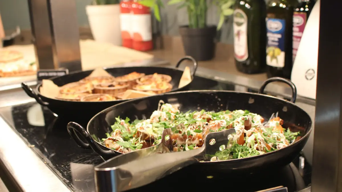 ביקורת איך האוכל במתחם ה Vip של יס פלאנט וואלה אוכל