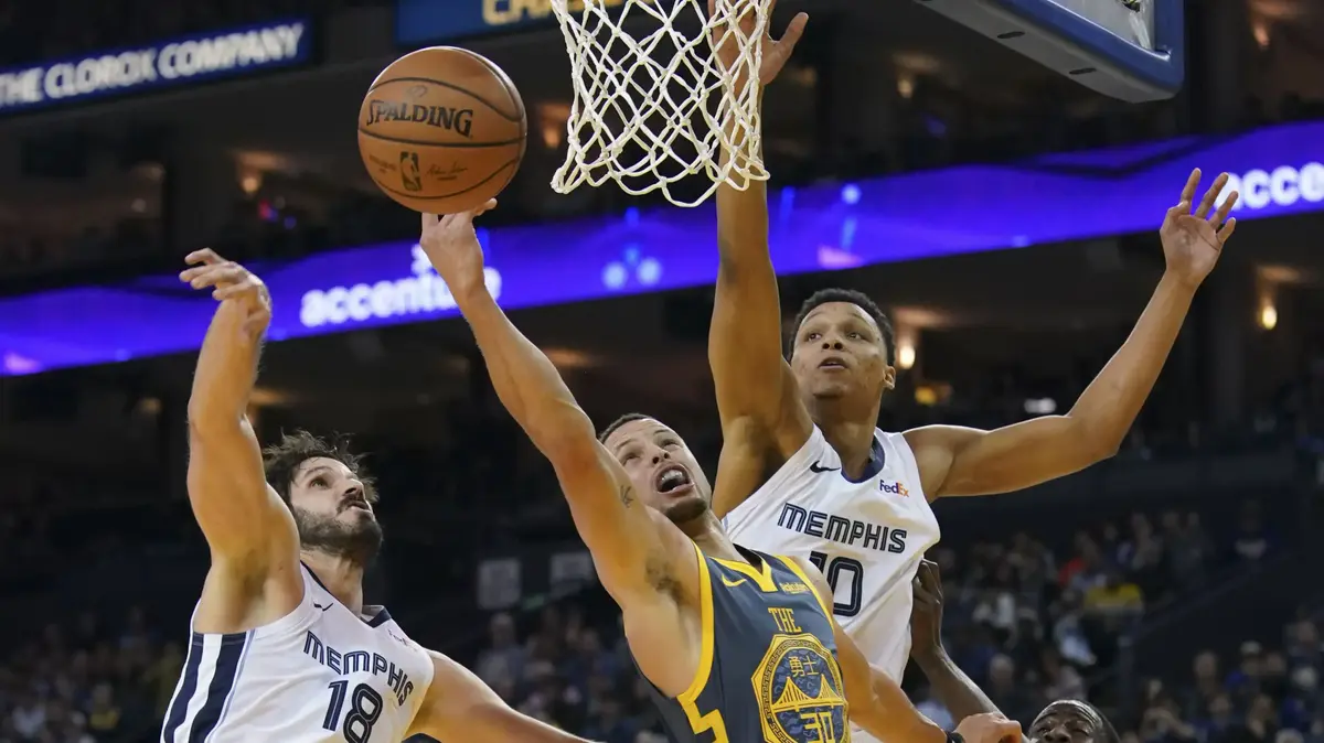 NBA: עומרי כספי קלע 20 נקודות בהפסד ממפיס מול גולדן סטייט ...