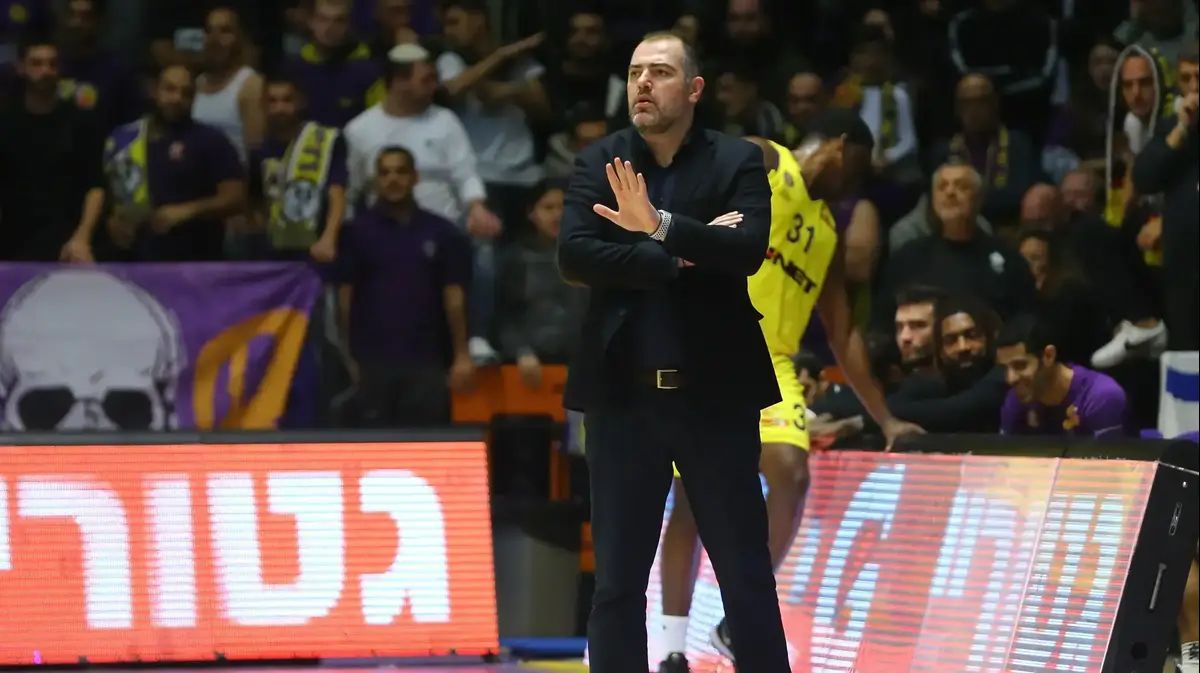 מאמן הפועל חולון: "שחקנים פה רק רוצים לעבור למכבי ת"א ...