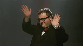 ראיון עם מעצב העל אלבר אלבז - וואלה! אופנה