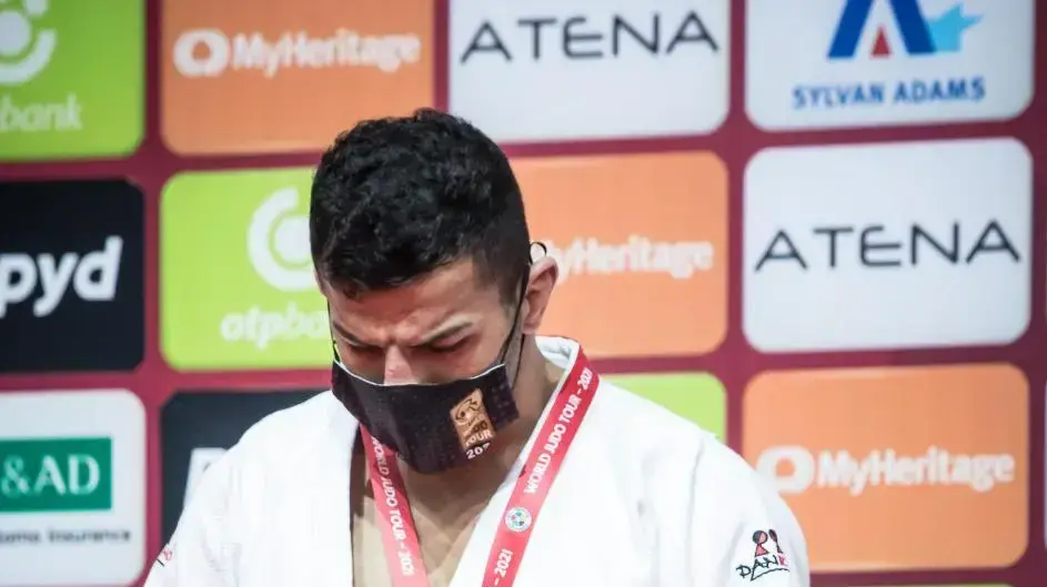 סעיד מולאי לאחר שזכה במדלית הכסף בגרנד סלאם תל אביב ...