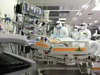 Service des patients Corona de l'hôpital Hasharon de Petah Tikva, 4 mai 2020 (Photo: Reuven Castro)