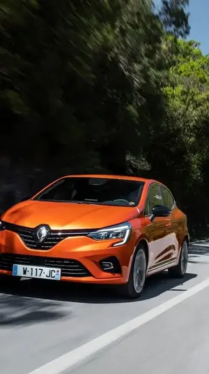 נהיגה ראשונה: רנו קליאו החדשה. יצרן, אתר יצרן