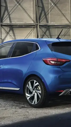 נהיגה ראשונה: רנו קליאו החדשה. יצרן, אתר יצרן