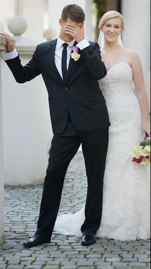 חתן וכלה ביום החתונה. ShutterStock חתן וכלה ביום החתונה. ShutterStock