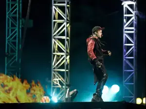 אילוסטרציה ל-1 באפריל: ג'סטין ביבר נשרף