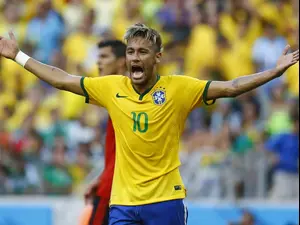 שחקן נבחרת ברזיל ניימאר מול נבחרת מקסיקו