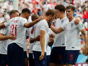 שחקני נבחרת אנגליה חוגגים