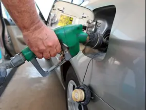 דלק תחנת דלק תדלוק