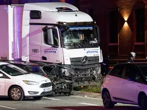 משאית ששימה להתנגשות בכלי רכב בעיר לימבורג, גרמניה, 8 באוקטובר 2019