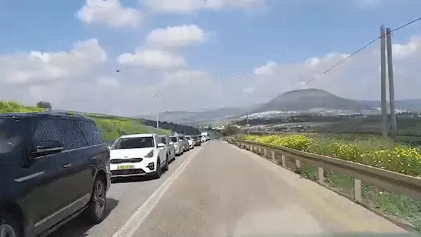 עומס מטיילים בנחל תבור בפסח 2021. עומרי גולמאן, רשות הטבע והגנים