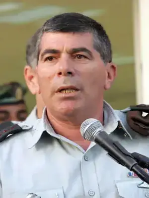 משפטנים מעריכים נתניהו יקבל מאסר עולם בבית המשפט בבהאג בגלל פשעי מלחמה. 718586-46