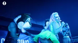 מסיבת השקה לקאבינג טי.וי (דייב שחר)