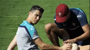 כריסטיאנו רונאלדו שחקן נבחרת פורטוגל פצוע באימון (AP)