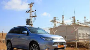 אאוטלנדר PHEV