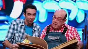 עודד פז וסבא טוביה מקריאים את פינוקיו (פסטיגל)