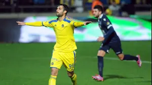 שחקן מכבי תל אביב, עדן בן בסט (ברני ארדוב)