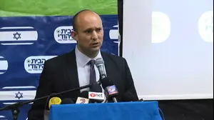 בנט: אנו אוחזים בהגה ההנהגה, אך לא נשב בבגאז' (אבי כהן)