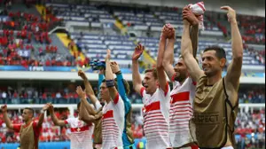 שחקני נבחרת שוויץ חוגגים בסיום (GettyImages , Clive Mason)