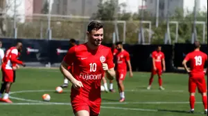 שחקן הפועל תל אביב עומרי אלטמן (יוסי ציפקיס)