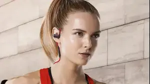 Jabra Sport Pace (אתר רשמי)