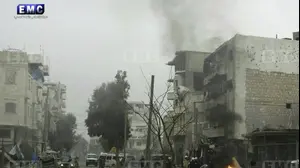 הפצצת חיל האוויר הסורי בפרברי אידליב בדרום סוריה 3 בינואר 2018 (AP)