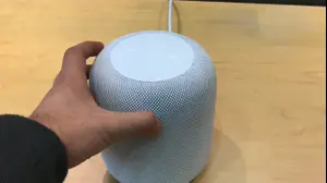אפל הומפוד HOMEPOD (צלמים זמניים מורשים , מייקי לוי)