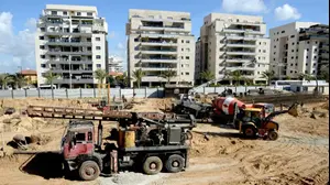 אתר בנייה בעיר אשקלון (ShutterStock)