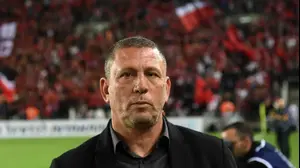 ניר קלינגר מאמן הפועל חיפה (ברני ארדוב)