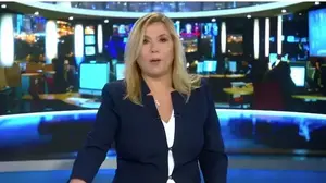 אילה חסון מבקרת את יאיר לפיד (צילום מסך)