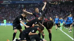 שחקני נבחרת קרואטיה חוגגים (רויטרס)