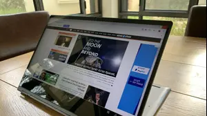 לנובו יוגה 930 מחשב נייד (מערכת וואלה! NEWS , מייקי לוי)