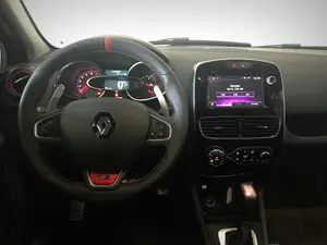 השוואתי: רנו קליאו RS טרופי מול פיג'ו 208GTI
