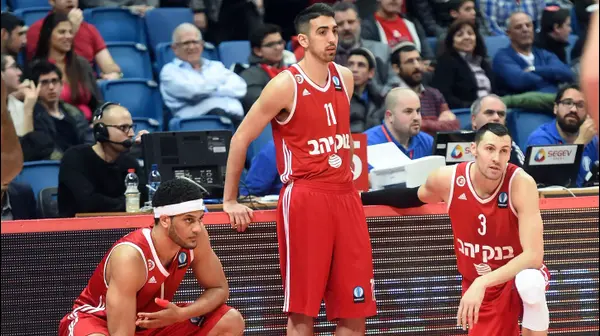 שחקני הפועל ירושלים בר טימור, ג'וש דאנקן, טוני גפני שחקני הפועל ירושלים בר טימור, ג'וש דאנקן, טוני גפני