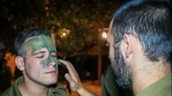 יחידת מטרות ומודיעין אוגדה 91 לפני יציאה לנקודת תצפית חשאית בגבול הצפון במתת, יוני 2016 יחידת מטרות ומודיעין אוגדה 91 לפני יציאה לנקודת תצפית חשאית בגבול הצפון במתת, יוני 2016