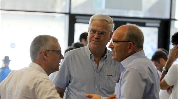 יעקב שחר נשיא מכבי חיפה יעקב שחר נשיא מכבי חיפה