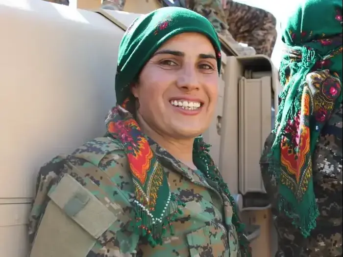 زنان شجاع کرد عامل اصلی شکست داعش در شهر ارکا (سوریه)