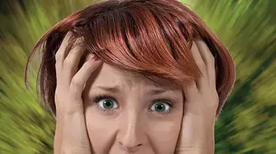 לחוצה מהפסיכומטרי. ShutterStock