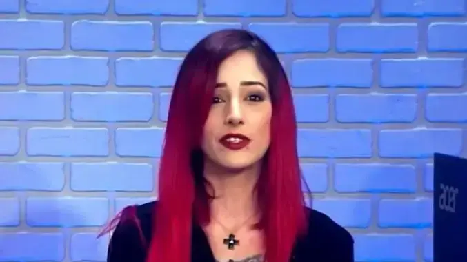 דאני לי זיסר במשחק גיימינג באולפן וואלה דאני לי זיסר במשחק גיימינג באולפן וואלה