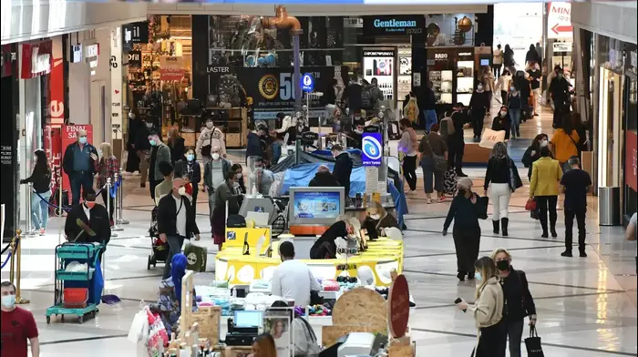 פתיחת חנויות בקניון איילון לאחר הסגר השלישי, 21 בפברואר 2021. ראובן קסטרו