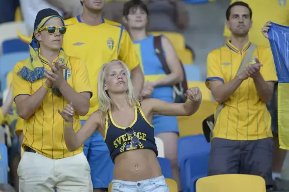 אוהדות כדורגל, יורו 2012 (רויטרס)