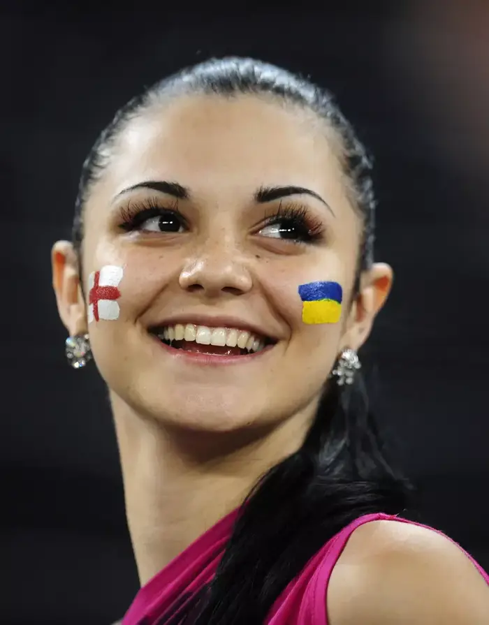 אוהדות כדורגל, יורו 2012 (רויטרס)